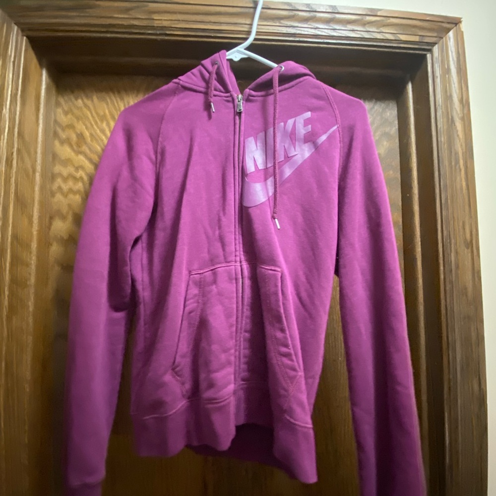Nike Women's Purple Sweatshirt